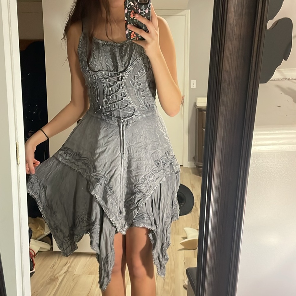 Adjustable fairy dress